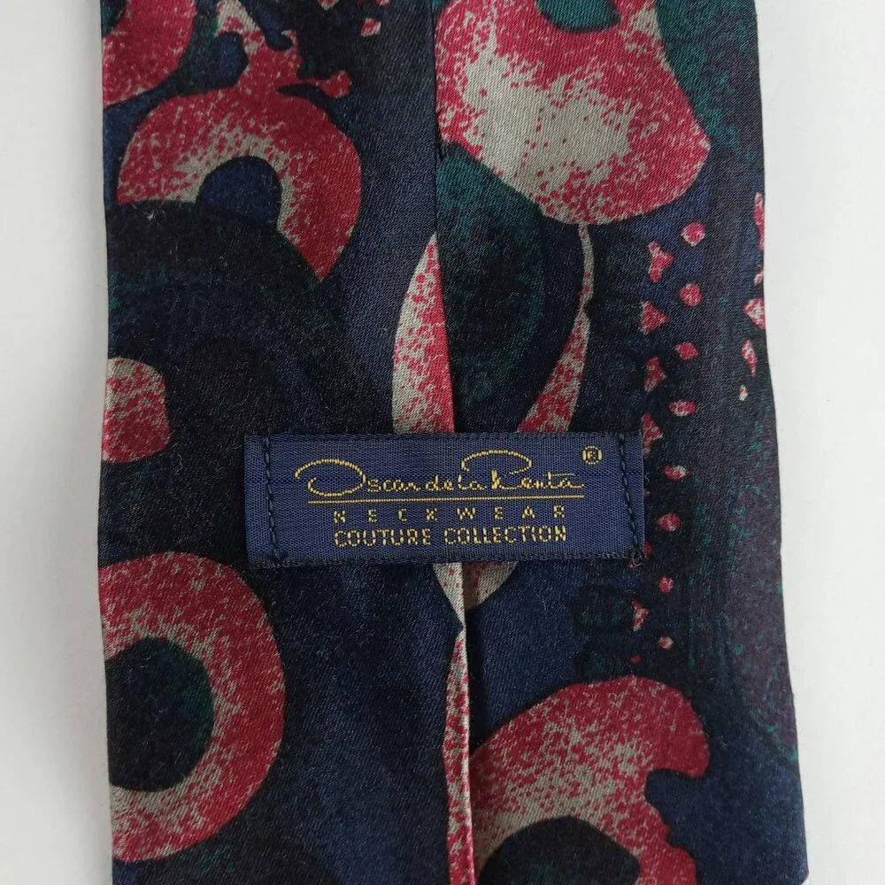Oscar De La Renta Men's Classic Width Tie Navy Multi Abstract Print 100% Silk
